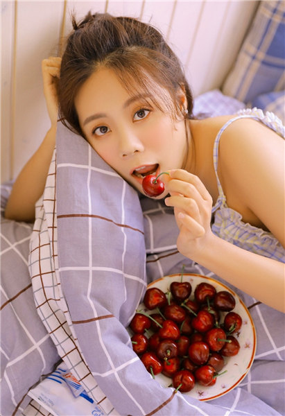 秋葵绿巨人草莓樱桃榴莲纯享版截图1